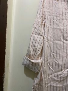 Striped Button-Down Top till 38 made in vietnam