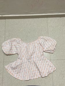 Stylish Puff Sleeve Top