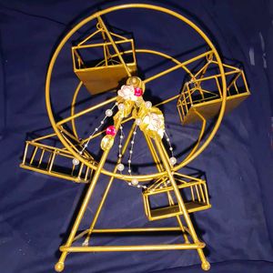 Golden Metal Giant Wheel