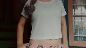 Casual White Crop Top