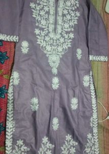 Levender Embroidered Straight Kurti 💜