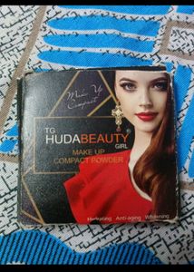 HUDA BEAUTY COMPACT POWDER
