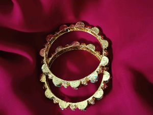 metal multicolour design bangles