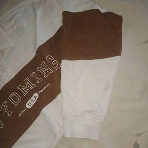 Wyoming Graphic Top