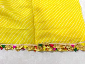Dupatta With Gota Border 2.5 Mitter