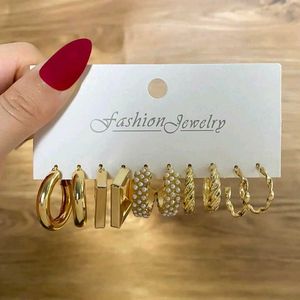 Gold Hoop Earring Set