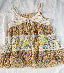 Sale🔥Korean Beach Top 🏖️🐚 🔥
