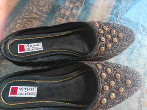 Royal Collection Ethnic Jutti