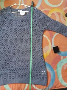 Beautiful gray colour crosia top...Beautiful Weaving of crosia ...no flaws...