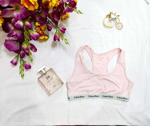 🇳🇿💫💗 Calvin Klein Pink Sports Bra