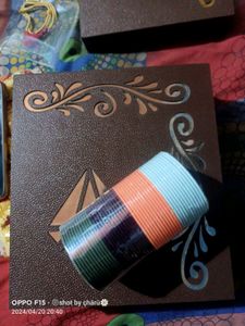 HSBangles For Girls  *bargaining Only Cash..