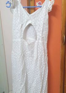 1 Piece White Dress for those Who Wear M SIZE CLOT