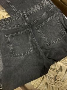 *Steal Deal* ZARA Black Straight Leg Jeans