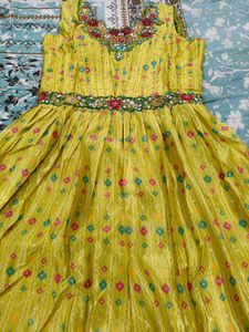 💛 Yellow Gown with Duppata 💛