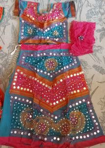 Lehanga Choli Set. Girls.