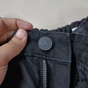 Black Mom Fit Jeans From Zudio