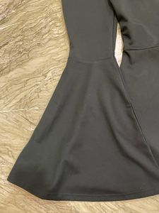 coord set cold shoulder top and bell bo