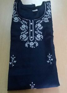 Embroidered Kurti Set - Size M