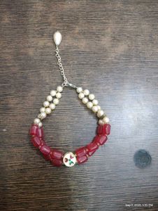 Red &amp; Pearl Beaded Bracelet