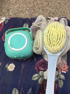Combo Of Body Scrub and Silicon Soft Brush