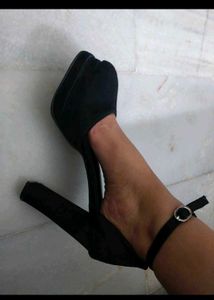 Shoetopia High Heels