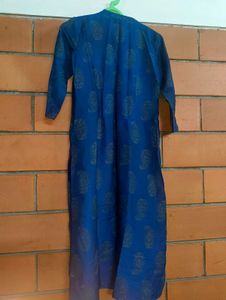 Elegant Blue Embroidered Kurta