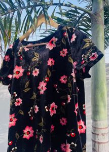 Vero Moda Velvet Floral Top/ XL
