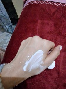 V7 Deep Hydration Lotion