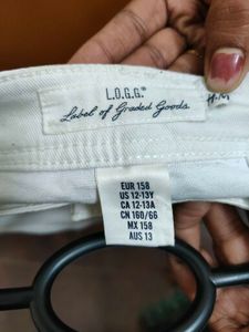 H&amp;M White Embroidered Denim Shorts