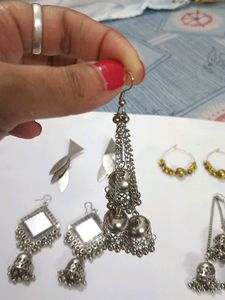 Beautiful Earrings Pair Of 5