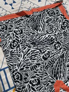 Island Republic Women Black White Print Tunic Top