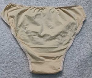 30 size 🇲🇾🇲🇾Panties