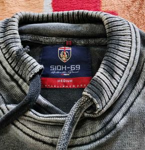 Stylish Gray Pullover Hoodie