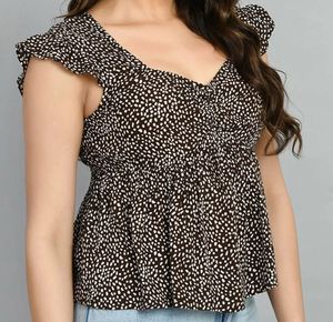 Pretty Loving Thing Sweetheart Neckline Top [Xs]
