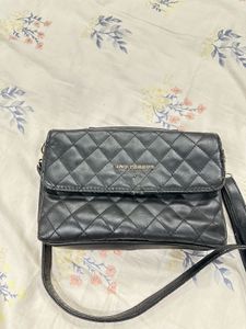 Lino Perros  Quilted Crossbody Bag