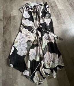 Floral Print Wrap Skirt