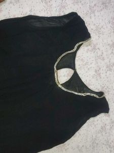 Black Colour Baloon Top