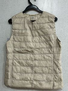Uniqlo Lightweight Puffer Vest - Herringbone