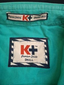 Casual Men&#39;s shirt