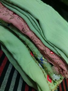 4 Kurti Dupatta Set