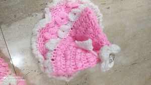 Girl Handmade Sweter, Cap And Socks