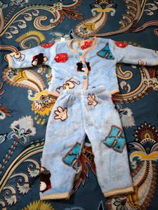 woolen Cute Baby Clothes Set