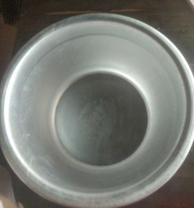 Aluminium cooking pot