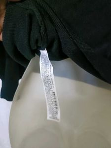 Zara Sweater with White Collar 🖤