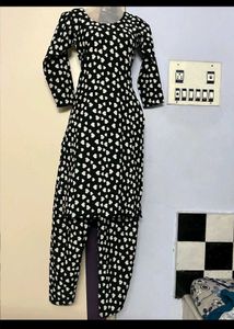 Stylish Black &amp; White Kurta Set