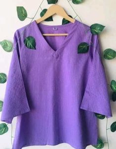 Woman's Stylish V-Neck Top