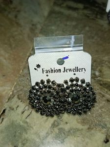 4 Set Of Oxidised Earrings