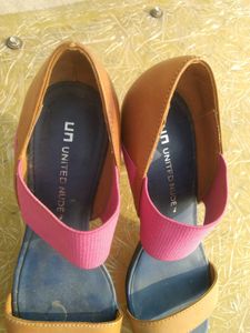 Branded Heels For Slim Feet+Beautiful Top