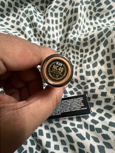 Original Mac Studio Radiance Concealor - NC 40