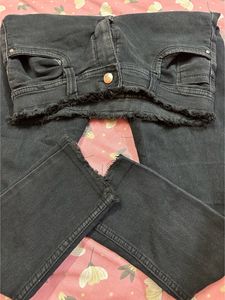 WOMEN BLACK JEANS